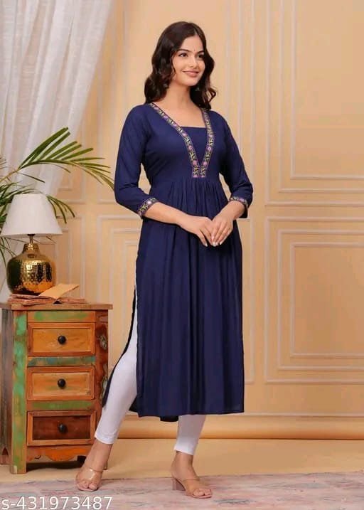 TANTANATAN Naira cut kurthi